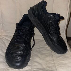 Altra size 8,5 leather